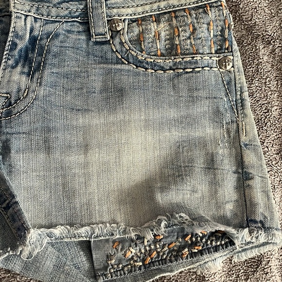 Miss Me Signature shorts - Picture 6 of 7